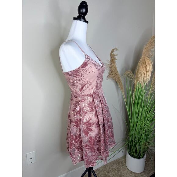 Lulu's Infatuated By You Dusty Mauve Floral Velvet Sequin Skater Pink Midi Dress - Picture 5 of 10